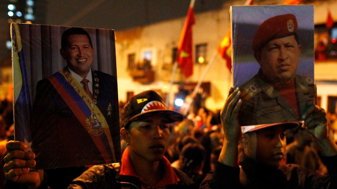 2013-03-06T041046Z_01_VEN109_RTRMDNP_3_VENEZUELA-CHAVEZ.JPG5940525114562134633.jpg