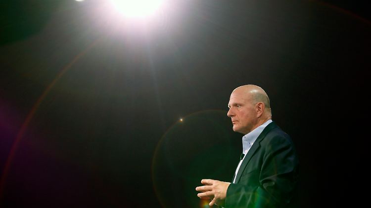 Für Microsoft-Chef Steve Ballmer erscheint beides mehr als peinlich: Entweder war es Absicht - oder ein unverzeihlicher Managementfehler.