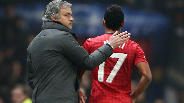Trost von Mourinho: Nani nach seinem Platzverweis.