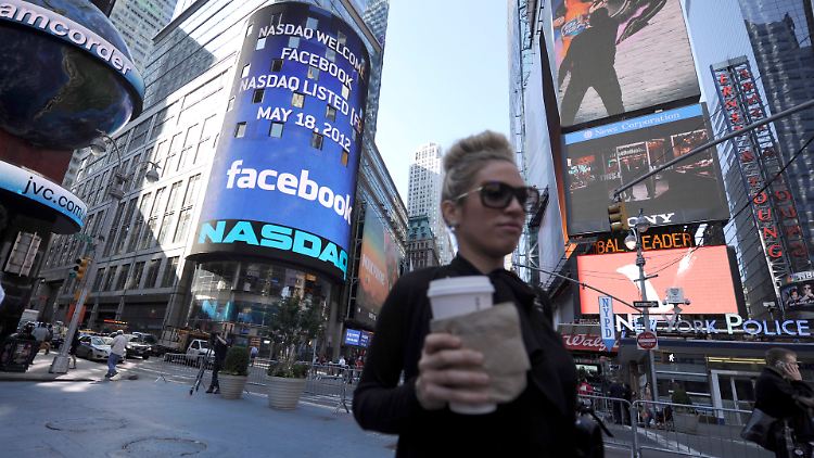 Wer Geld braucht, muss nicht unbedingt gleich an die Börse: Die Nasdaq versucht, auf den Zug aufzuspringen.