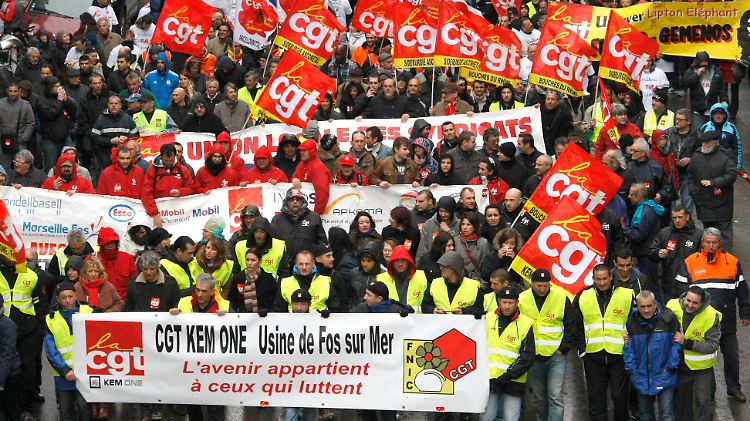 In Frankreich machen Gewerkschaften gegen die Arbeitsmarktreform mobil.