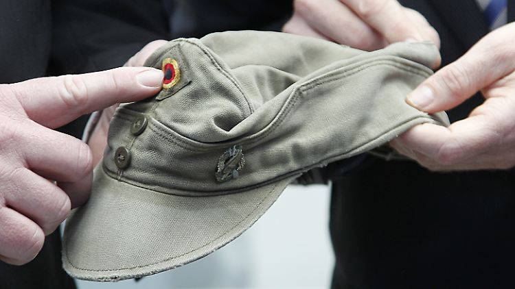 Das hohe Alter sieht man der Mütze kaum an.