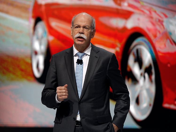 "Wenn ich solche Gedanken erwägen würde, dann hätte ich das sinnvollerweise im vergangenen Jahr getan, um mir Ärger zu ersparen": Dieter Zetsche hält an seinen Plänen fest.