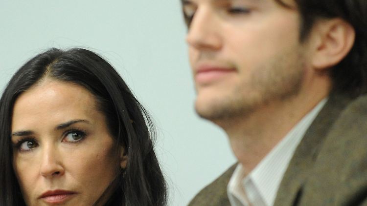 Was für ein Blick: Demi Moore und Ashton Kutcher im November 2010.