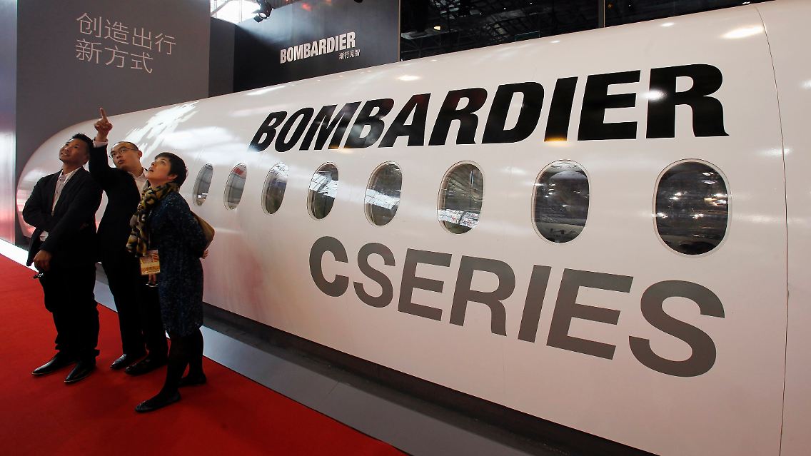 2013-03-08T004317Z_01_TOR602_RTRMDNP_3_BOMBARDIER-CSERIES.JPG8615747947736323659.jpg