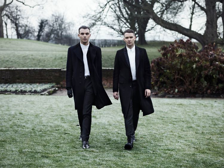Theo Hutchcraft (l.) und Adam Anderson - wie immer wie aus dem Herrenmode-Katalog.