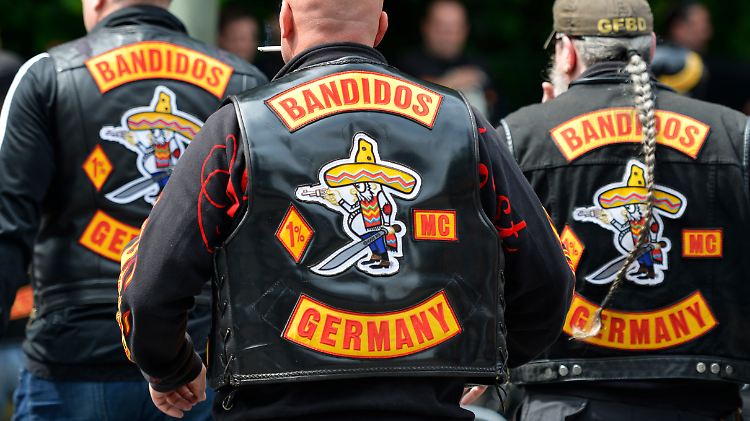Die Duisburger Polizei kämpft seit Jahren mit Auseinandersetzungen verfeindeter Rockerbanden.