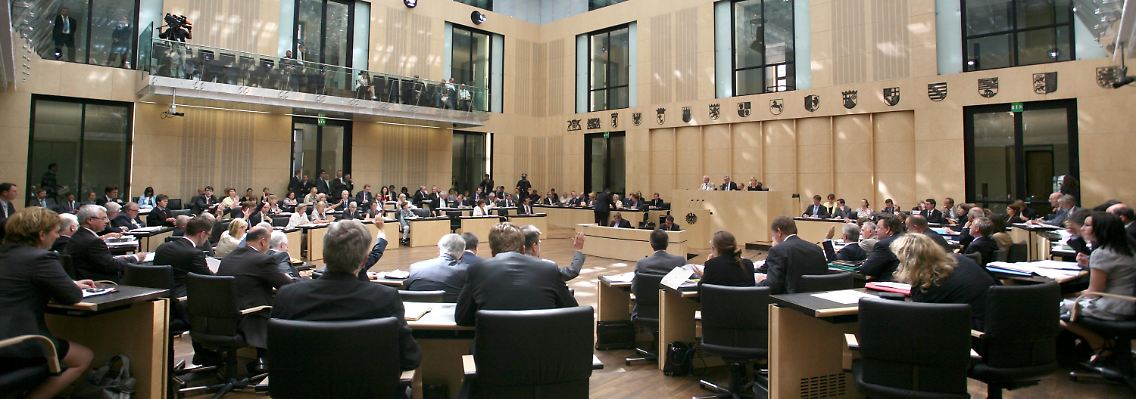 Noch hat Schwarz-Gelb leichtes Spiel. Nach dem Machtwechsel in NRW in der kommenden Woche kippt die Mehrheit im Bundesrat.