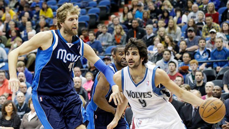 Nowitzki schlägt sich gut.