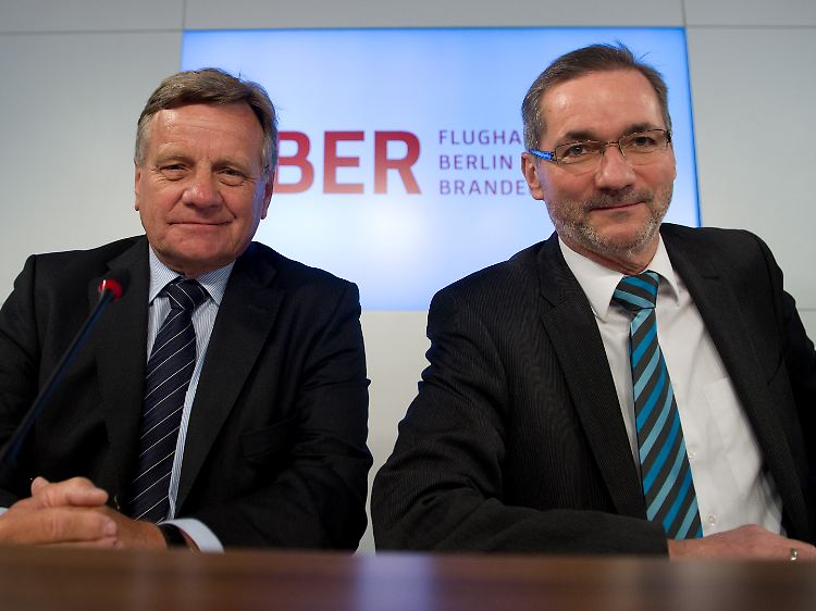 Mit Hartmut Mehdorn (l.) muss es klappen: Matthias Platzeck lenkt derweil den Aufsichtsrat.