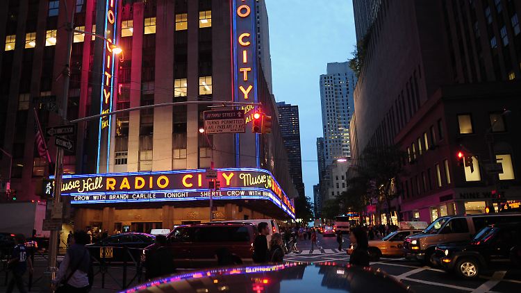 Die "Radio City Music Hall" in New York ist für die große Präsentation bereits angemietet.