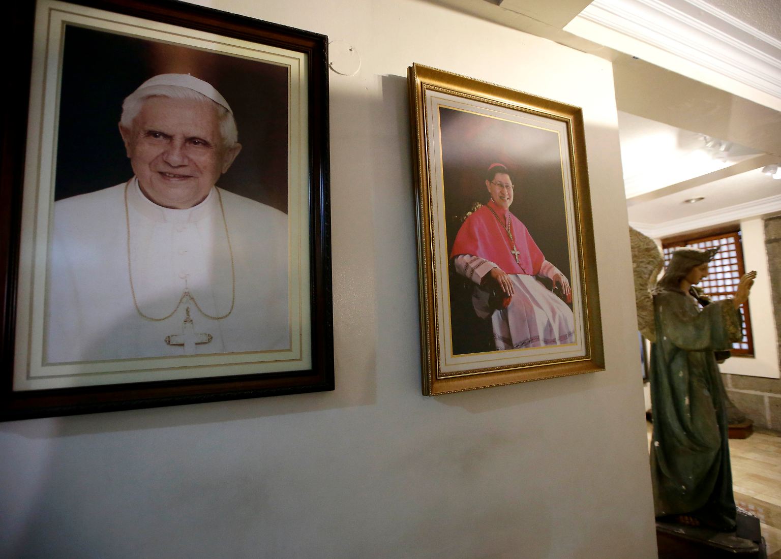 Um seinen Nachfolger geht es. Mit seinem Rücktritt hat Papst Benedikt XVI. Geschichte geschrieben.