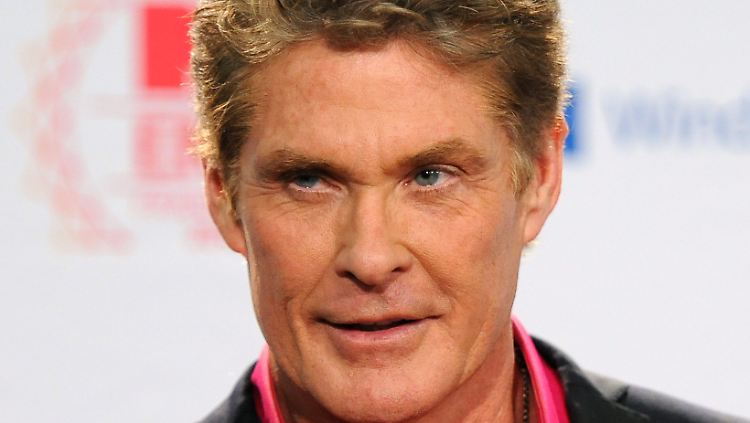 David Hasselhoff will am Protest gegen den Teilabriss der East Side Gallery in Berlin teilnehmen.