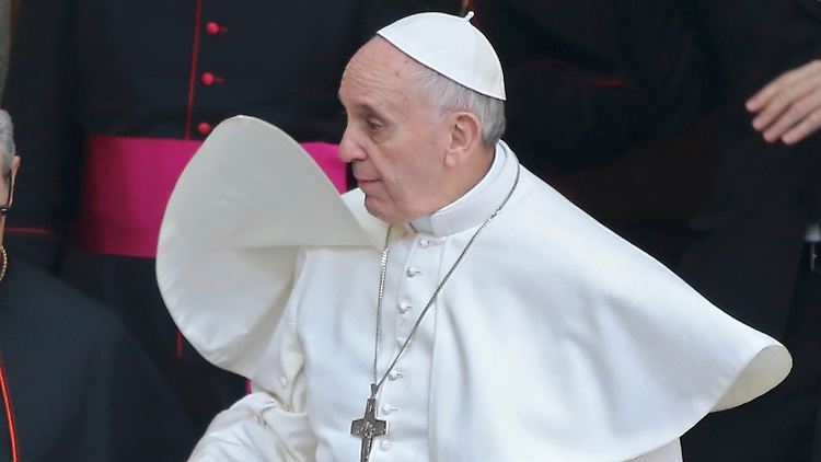Papst Franziskus eilt bereits von Termin zu Termin.