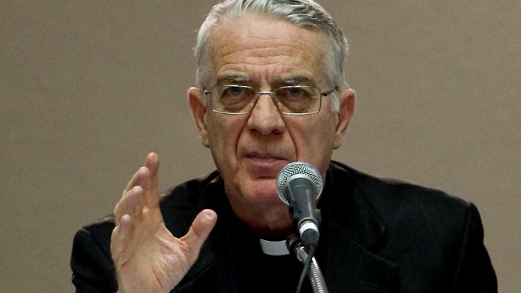 Papst-Sprecher Lombardi fand harte Worte gegen die Kritiker des Papstes.