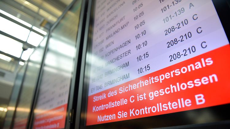 Auf dieses wiederkehrende Bild würden die Passagiere gerne verzichten.