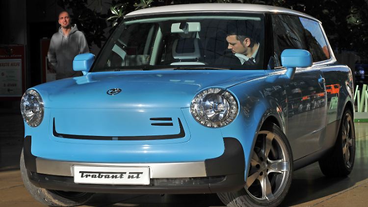 Immer wieder tauchten Ideen auf, wie man den Trabi wiederbeleben könnte. Zum Beispiel als Elektroauto.