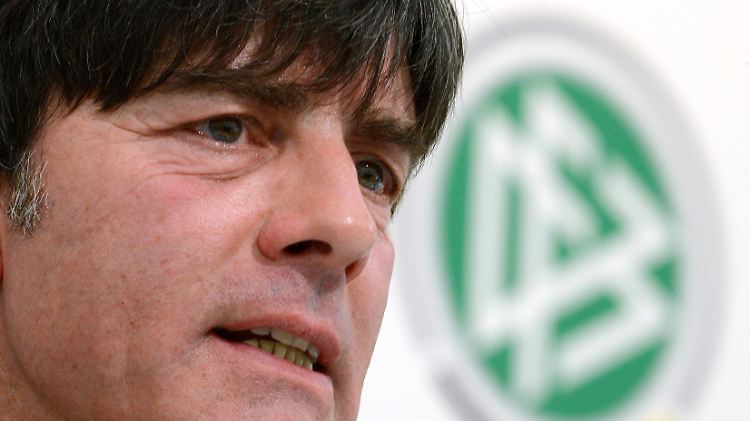 Bundestrainer Joachim Löw schenkt seinen 20 Spielern für die Spiele gegen Kasachstan vollstes Vertrauen.