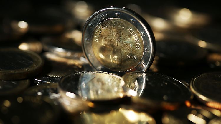 Der schimmernde Glanz des zyprischen Euros kann über die Probleme nicht hinwegtäuschen.