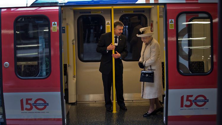 Die Londoner U-Bahn bringt auch gekrönte Häupter ans Ziel.