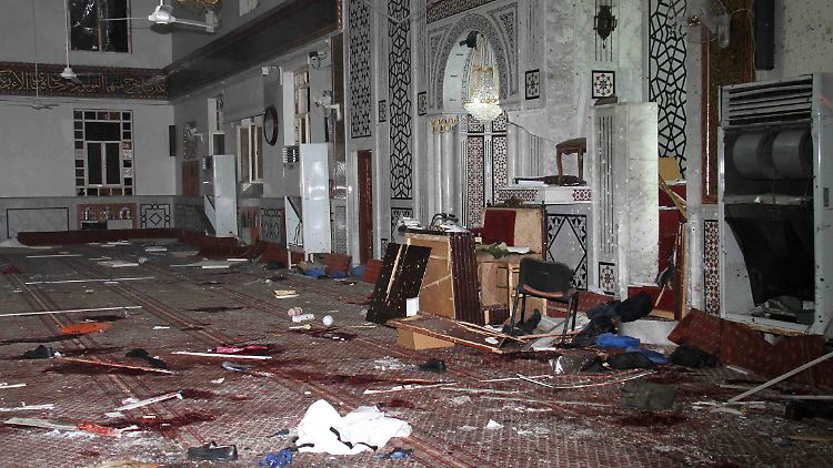 Die Zerstörungen in der Imam-Moschee.