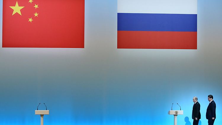 Putin und Xi erklären der Welt ihren Deal. Konkrete Zahlen werden noch nicht genannt.