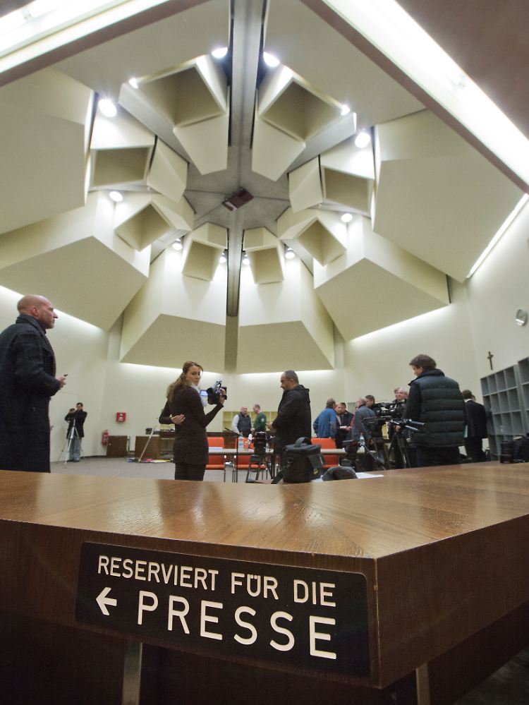 Saal A101 des Oberlandesgerichts München. Hier soll sich Beate Zschäpe für ihre mutmaßliche Mittäterschaft bei den NSU-Morden verantworten.