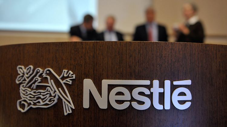 Vertriebsmitarbeiter von Nestle und anderen Lebensmittelkonzernen haben jahrelang die Preise von Schokolade abgesprochen.