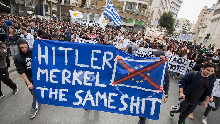 Hitler-Vergleiche in Nikosia: Für Finanzminister Schäuble sind die Zyprer selbst schuld an der Misere.