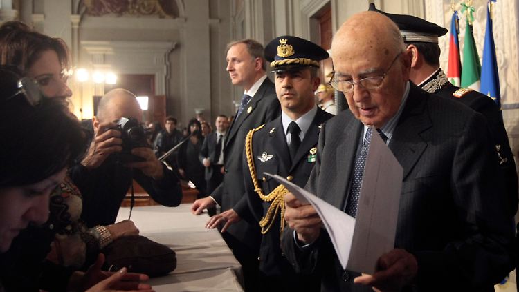 Der 87-jährige Staatspräsident Napolitano steht vor einer schwierigen Situation.