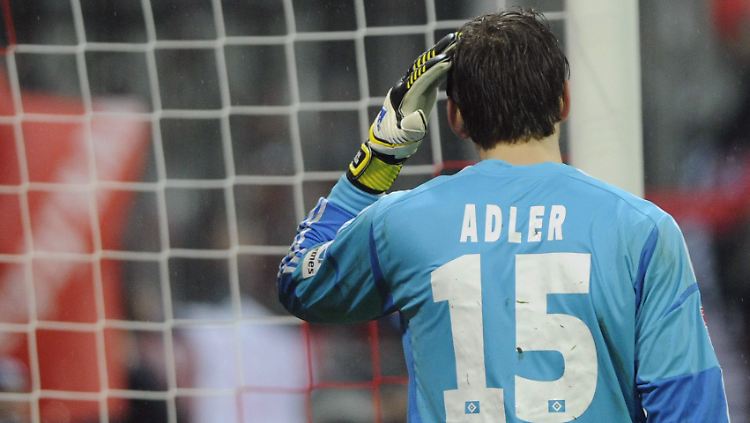 HSV-Keeper Adler hatte am Samstag alle Hände voll zu tun.