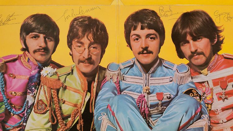 Sgt. Pepper's Lonely Hearts Club Band erschien offiziell am 1. Juni 1967 in Großbritannien.