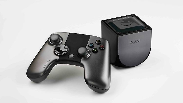 Der Controller ist größer als die Konsole.