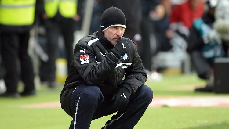 Nach 15 Wochen muss Marco Kurz in Hoffenheim wieder gehen.