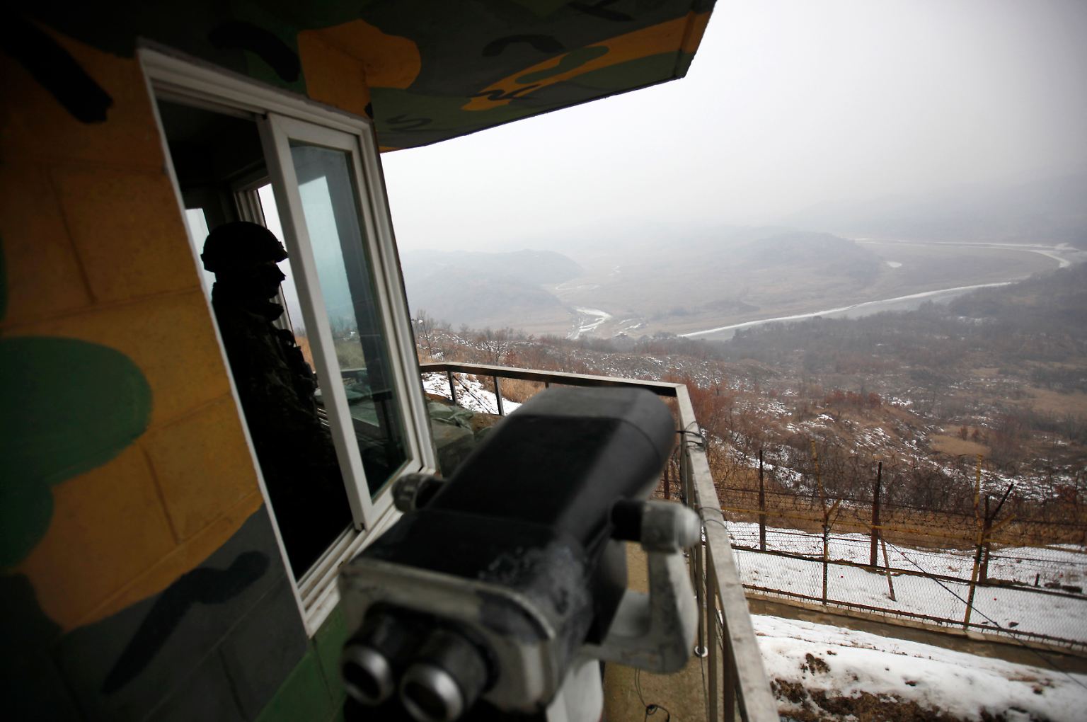 Der Dauerkonflikt zwischen der Demokratischen Volksrepublik Korea (Nordkorea) und der Republik Korea (Südkorea) hat eine neue Eskalationsstufe erreicht. 