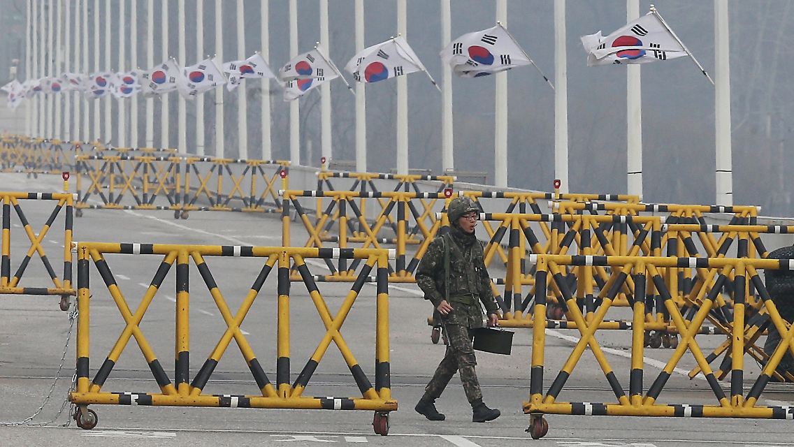 2013-04-05T121731Z_01_SEO34_RTRMDNP_3_KOREA-NORTH.JPG5269621877503249041.jpg