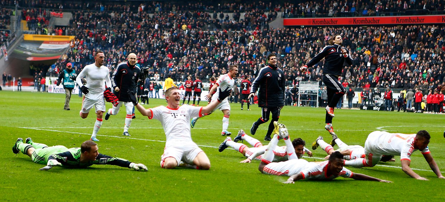 Es ist vollbracht. Früher als je eine Mannschaft zuvor in der 50 Jahre währenden Geschichte der Bundesliga hat der FC Bayern München die deutsche Fußballmeisterschaft unter Dach und Fach gebracht.