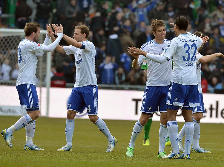 Der FC Schalke darf wieder von der Champions League träumen, sogar von der direkten Qualifikation.