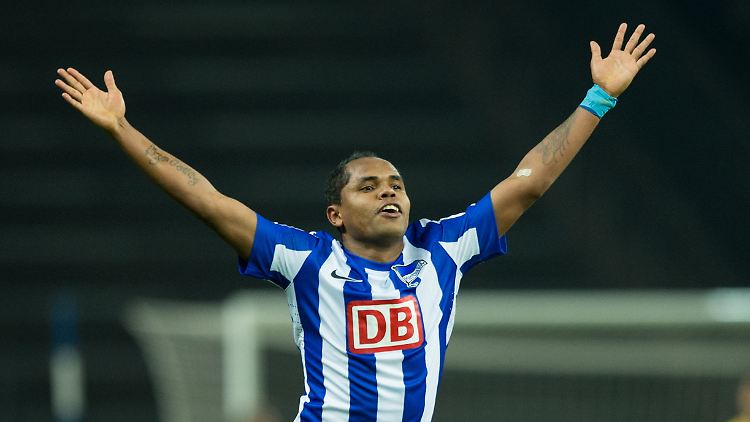 Verlängerte seinen Vertrag bis 2017: Hertha-Star Ronny.