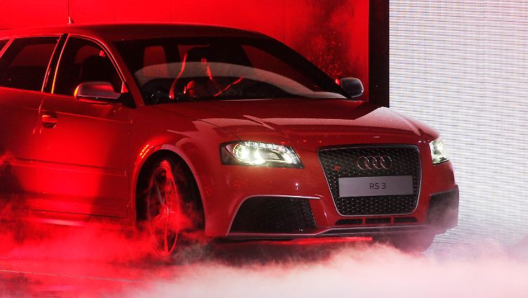 Audi bleibt an BMW dran. China und die USA lassen die allgemeine Absatzkrise in Europa verblassen.