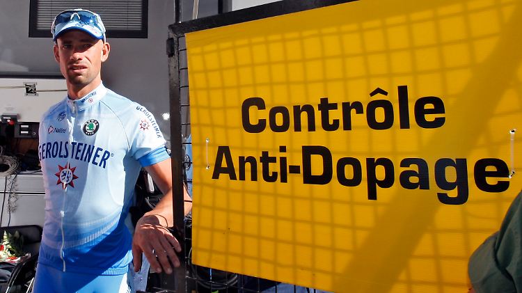 Von 2006 bis 2008 fuhr Schumacher für das Team Gerolsteiner. In nachträglichen Analysen von Proben der Tour de France 2008 und der Olympischen Spiele 2008 war er des Dopings mit dem Epo-Präperat Cera überführt worden.