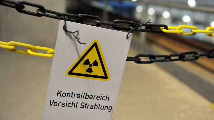 Atom Strahlung.jpg