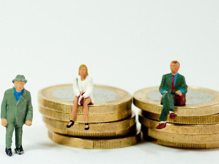 Privatanleger erwarten bis zu neun Prozent Zinsen, wenn sie in Mittelstandsanleihen investieren. Sie sollten aber auch bedenken, wie ristkant das sein kann - etwa bei einer Insolvenz.