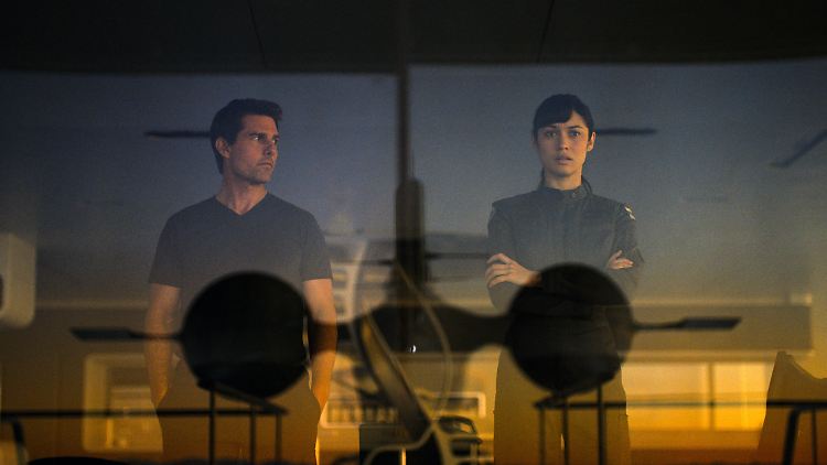 Cruise und Kurylenko geben das Heldenpärchen von "Oblivion".