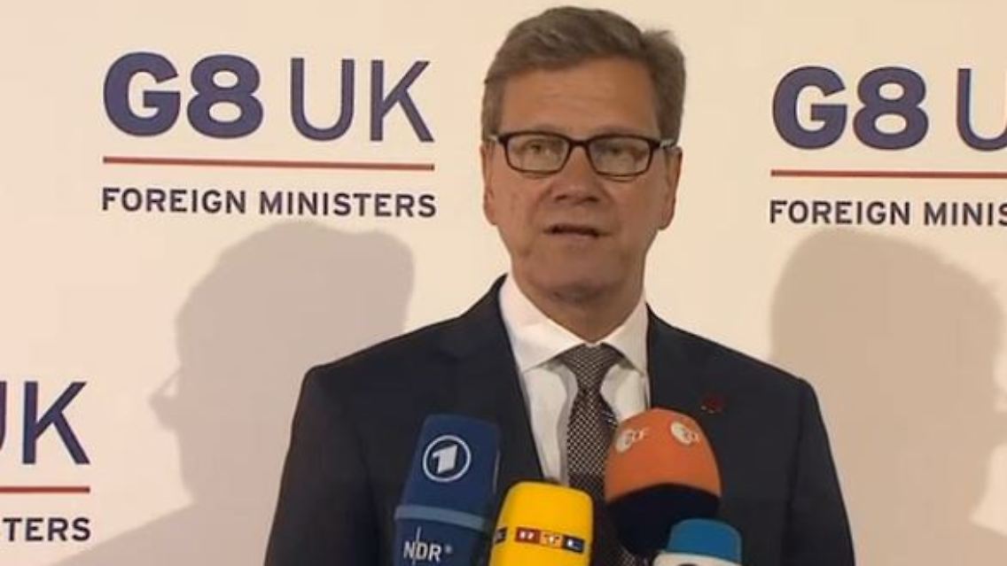 Westerwelle G8.JPG