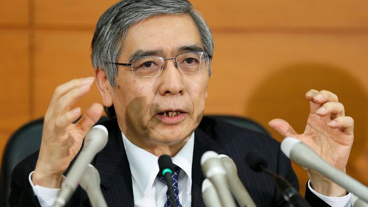 Das Geld sitzt bei Japans Notenbank locker. BoJ-Chef Kuroda will diesen Kurs beibehalten.