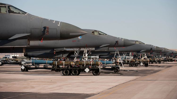 Jederzeit einsatzbereit: US-Bomber vom Typ B-1 auf der Ellsworth Air Force Base in South Dakota bei einer "Operational Readiness"-Übung.