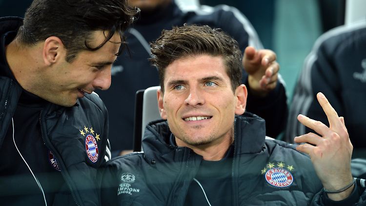 Mario Gomez macht derzeit noch gute Miene zu seinen Nicht-Spielen.