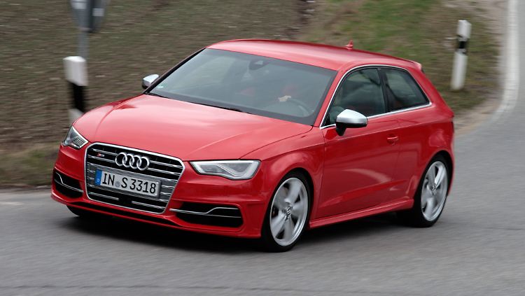 In der Neuauflage bringt der Audi S3 satte 300 PS auf die Straße.
