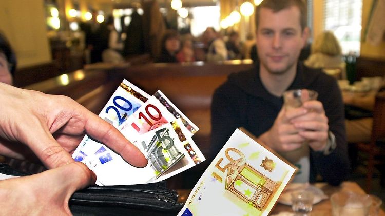 Wie macht man es richtig? Das ist in vielen Ländern anders als bei uns.